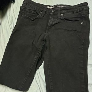 Black mid rise skinny jeans